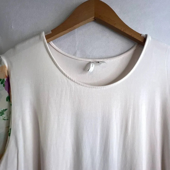 Est 1946 Floral Long Bell Sleeve‎ Blouse Size Large - Picture 4 of 8